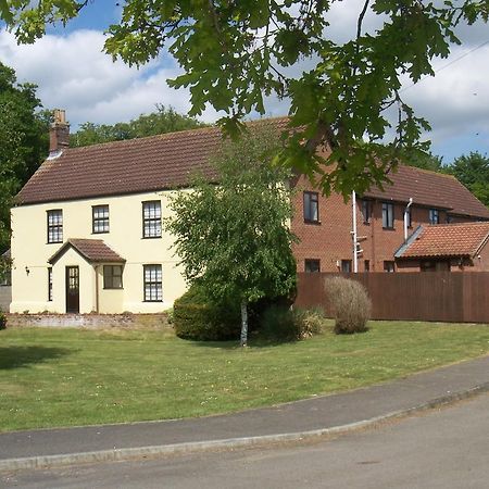 Church Farm Guest House Horsford Exterior foto